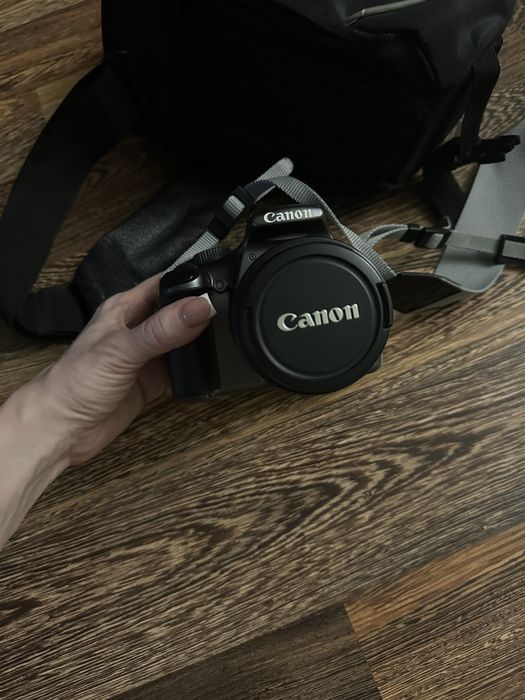 Фотоаппарат Canon EOS 1100D