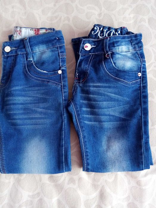 Детски дънки за момиче