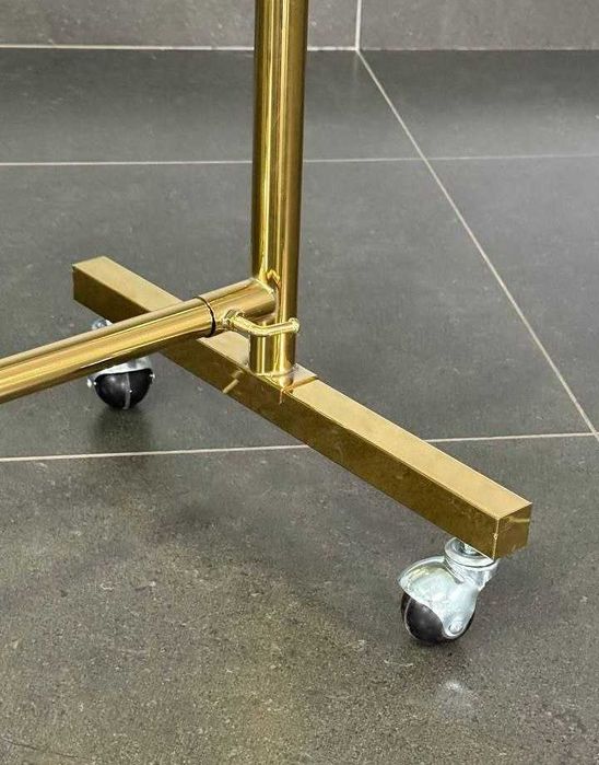 Вешалка напольная для одежды металлическая стойка в спальню garderob