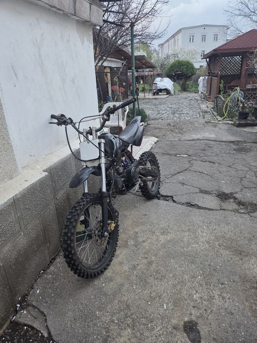 Cross 125 stare buna pret fix