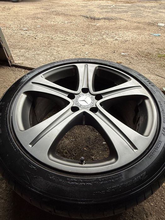Vând Jante Mercedes R18 originale!