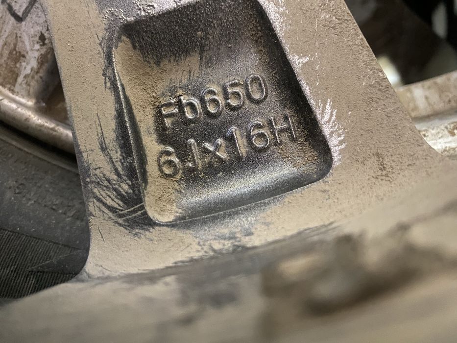 Продам комплект дисков на 16 4х100