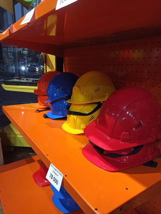 Каска защитная Favorit Track