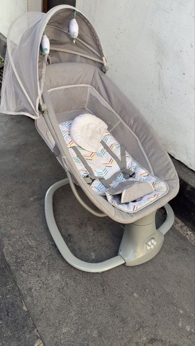 Кресло качалка для маленьких детей