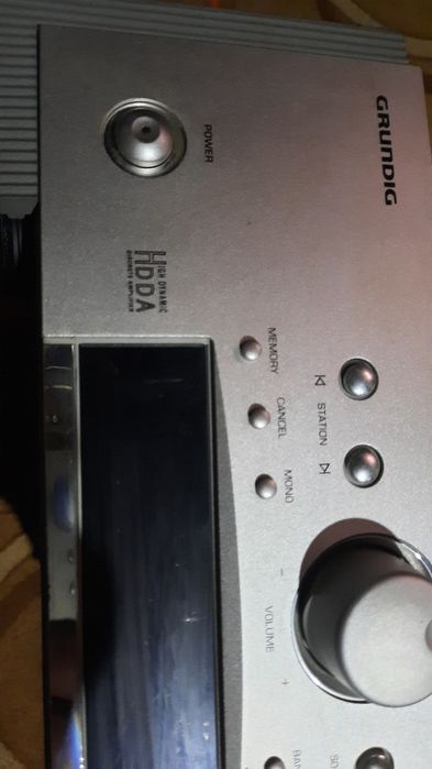 Усилвател с тунер GRUNDIG , RECIVER