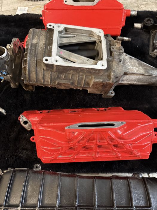 V8 Supercharger Kit Eaton M112