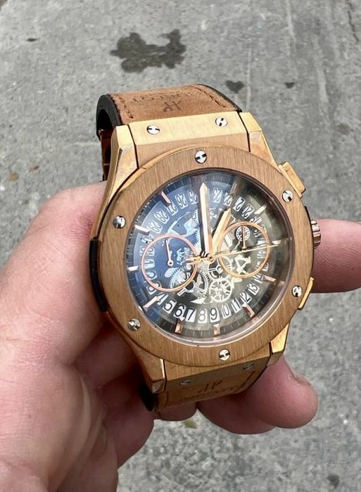 Часы Hublot