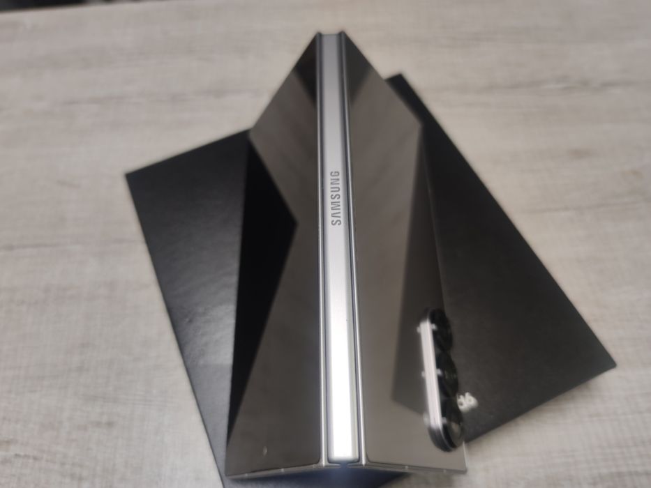 Samsung Galaxy Z Fold 6 5G 512GB 12RAM  silver shadow
