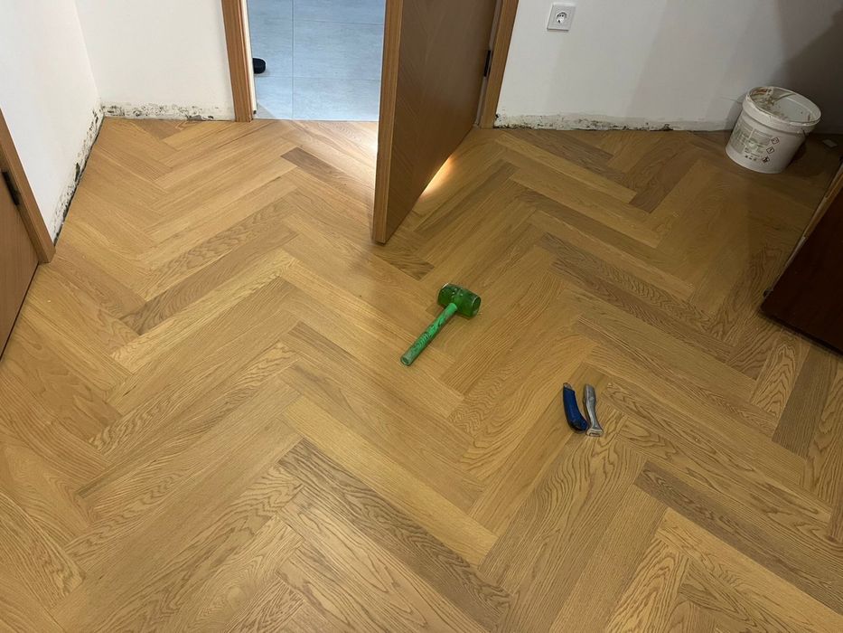 Мастер по напольным работам