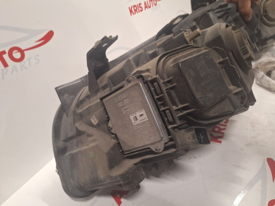 Фар - фарове Bi-Xenon BMW X1 E84 / Бмв Х1 Е84 2012г.