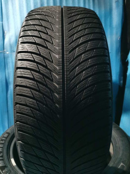 245/45 R19 - michelin m+s 4 bucati