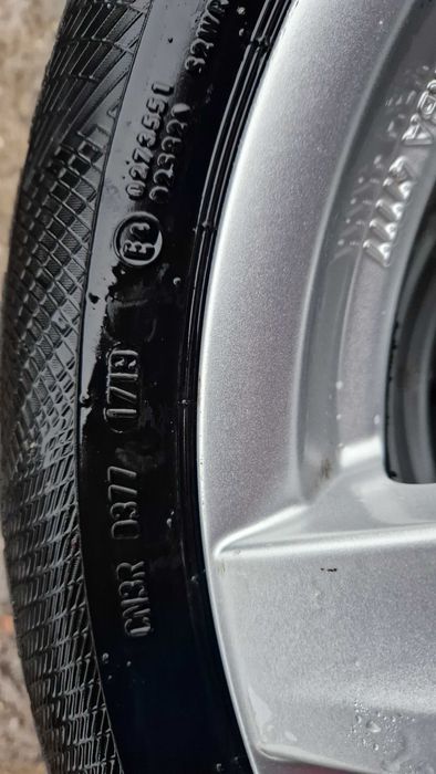 JEEP  джанти със зимни гуми 215/55/17  7,5J×17  ET55  5×127