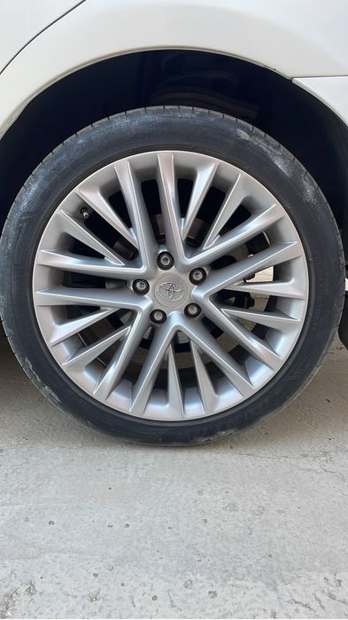 R18 camry lexus келе береди