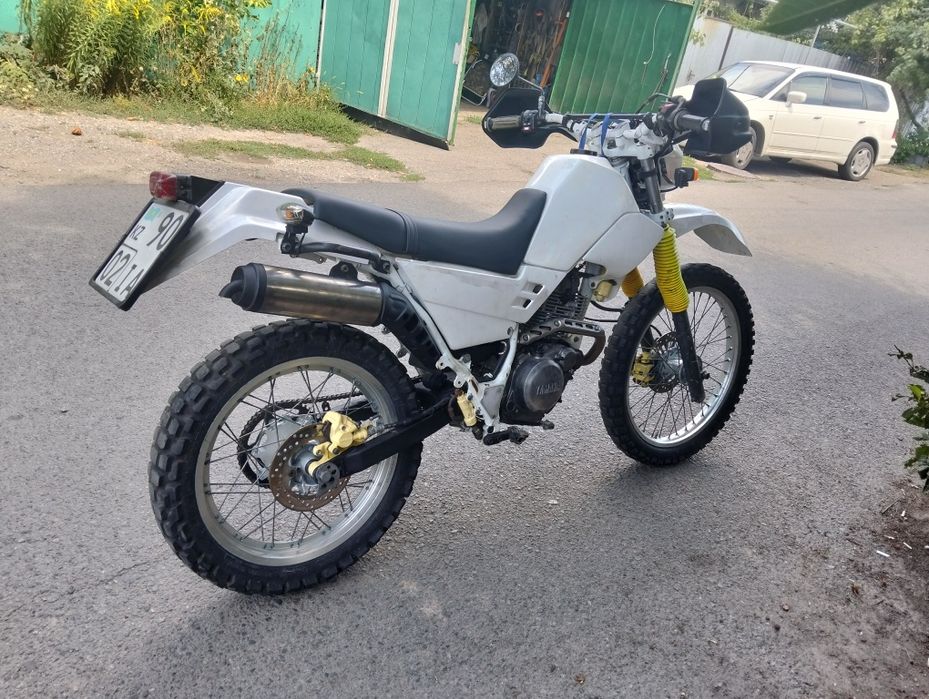 Японский эндуро Yamaha serov