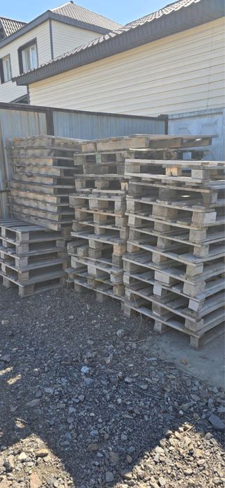 Продам поддоны целые