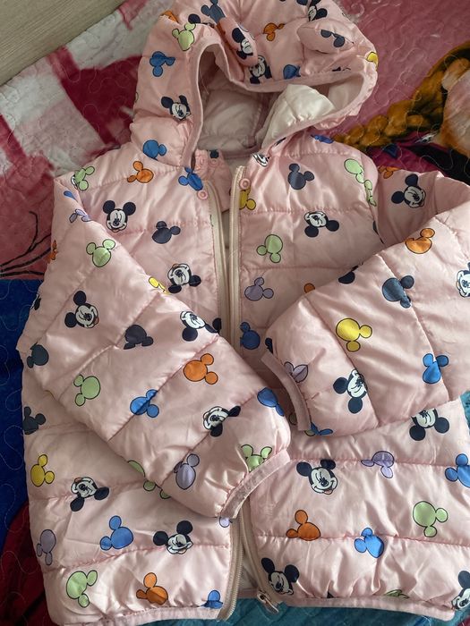 Детская куртка на 4-5лет