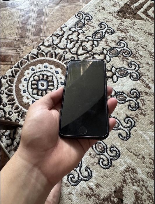 IPhone Se 2020 satyladu