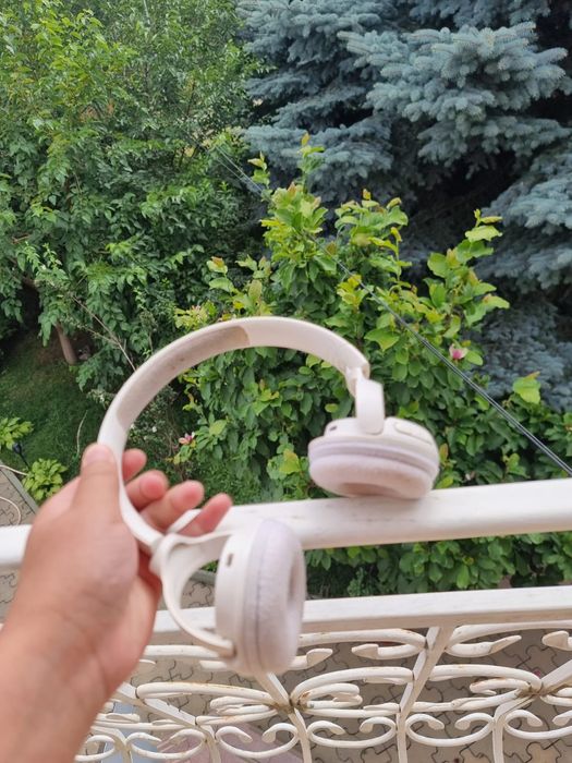 Наушники jbl продам
