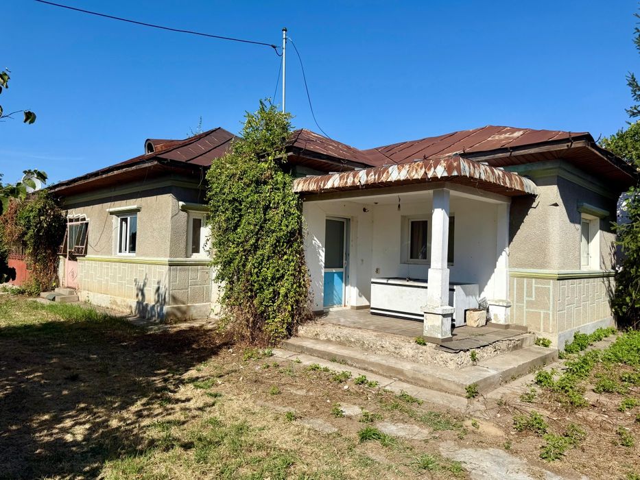 Vând casă Balta Doamnei