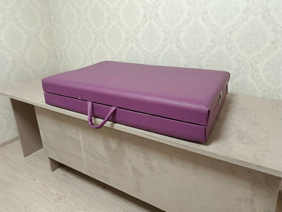 Кушетка чемодан складная