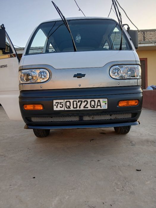 Damasga spoller holati zorr  narxi 250 ming manzil termiz tuman ( shax