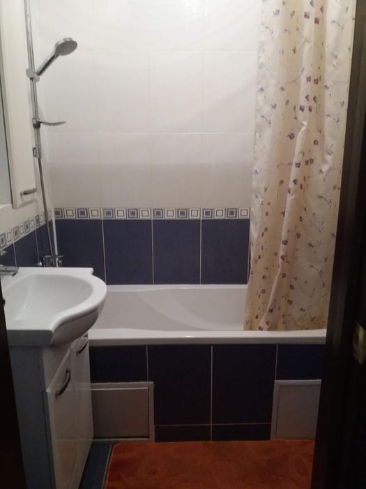 Сдаётся 2х ком ка Назарбаева 7г