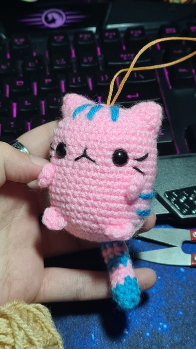 Vand brelocuri crosetate[HAND-MADE]