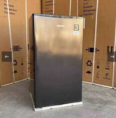 Мини холодильник Beston 90 L