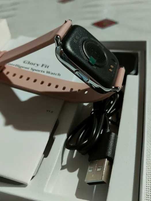 Molocy Smartwatch SIGILAT de damă Roz Bluetooth si Touch Screen