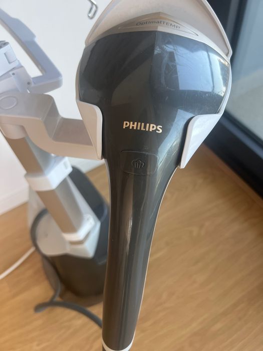 Уред за гладене на пара Philips