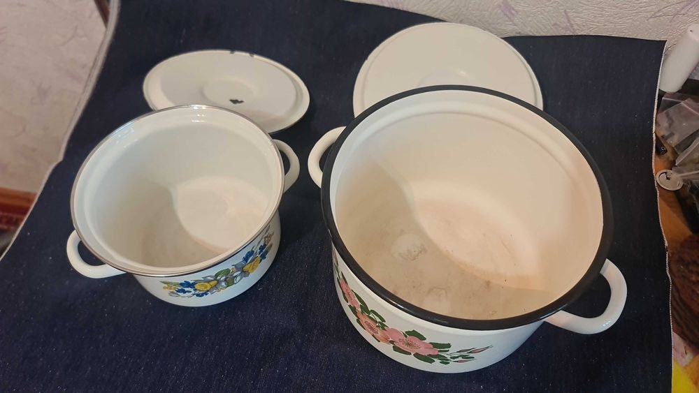 Кастрюли эмалированные, формы для холодца, СССР