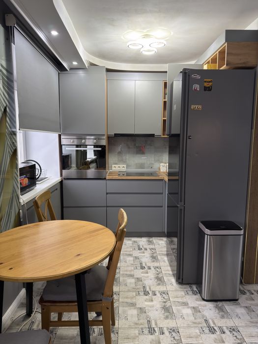 Продам 3 - х комнатую квартиру