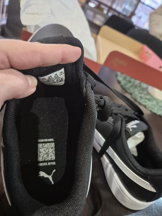 Дамски маратонки 38,5 Puma 40евро