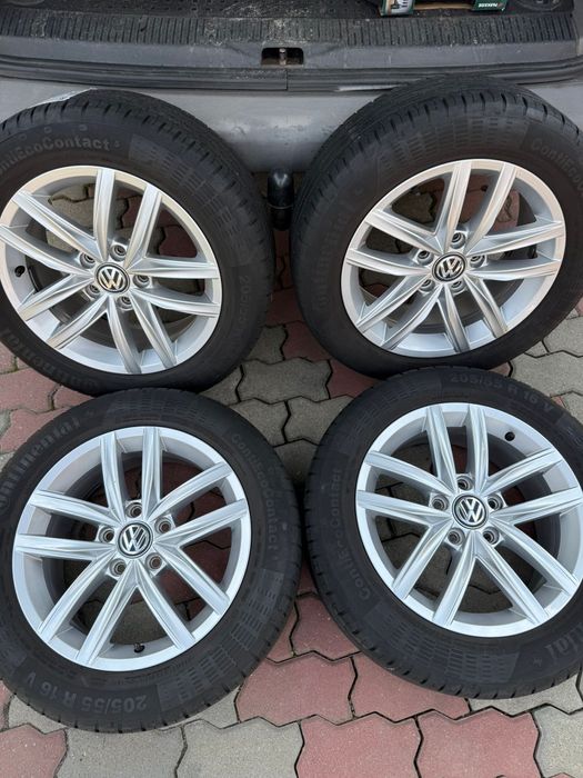 Jante de aluminiu originale VW Golf 7 R16 cu cauciucuri bune de vara