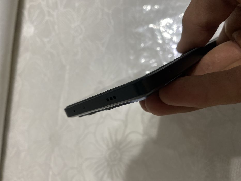 Poco x6pro srochna sotiladi