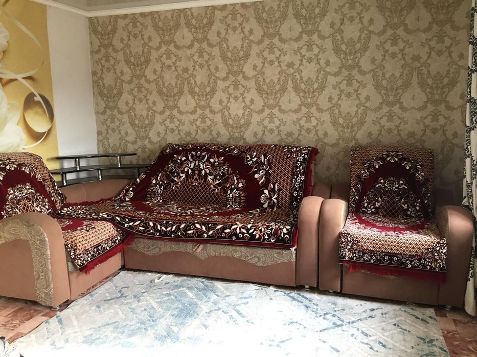 Продам диван хорошем состояние