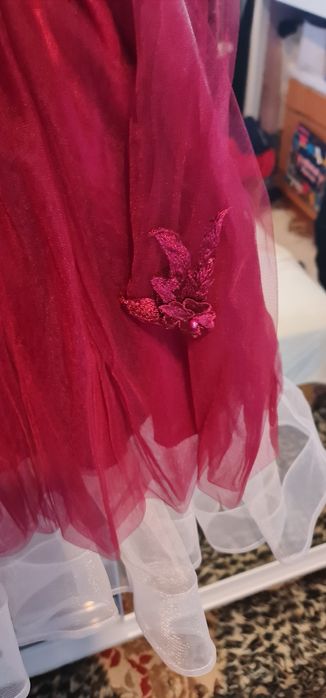 Rochie roșie athmosfer nr 36 purtata odată.