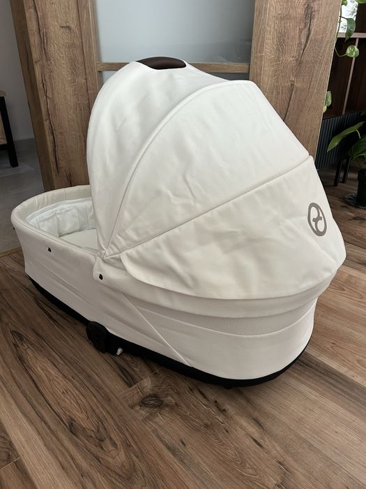 Кош за новородено Cybex Cot S Lux + подарък