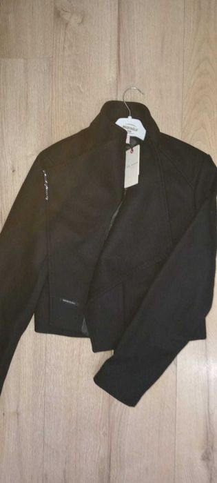 TED Baker London noi