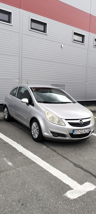 Opel corsa D 2008