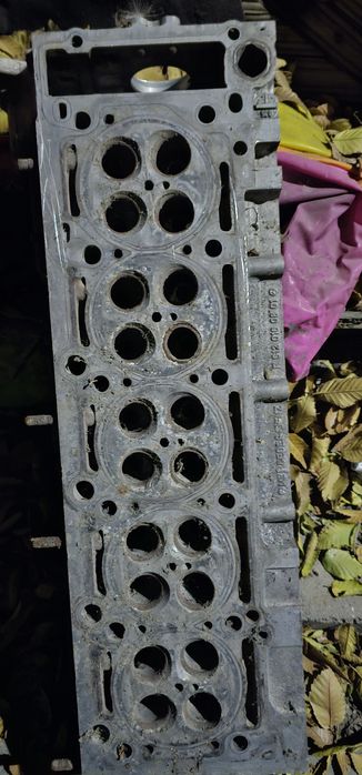 Головка  на мерседес спринтер  612 двигатель