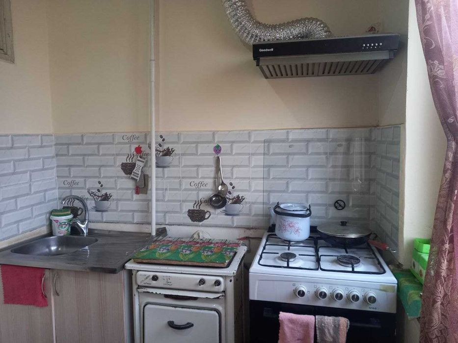 Qora-qamish 2/5 da 1 xonali uy sotiladi, 1/5/5. 40.25 kv