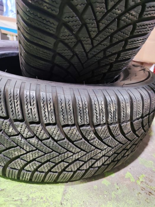 2 бр зимни 225/60/17 Bridgestone 2024г