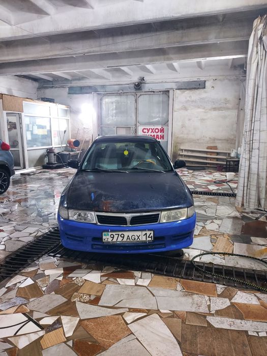 Митсубиси ланцер