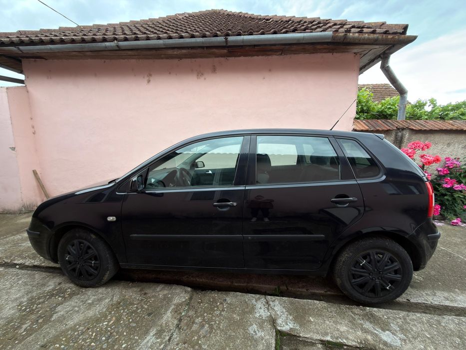 Vând Volkswagen polo