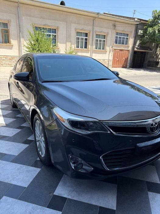 Тайота авалон сотилади