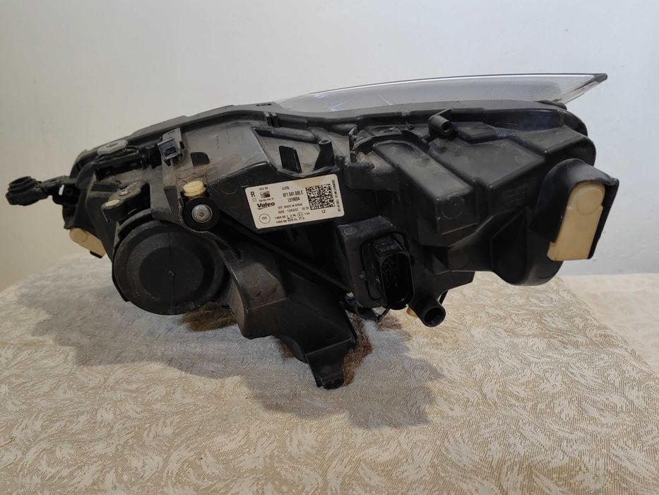 Фар Seat Ibiza 6F1 LED десен/Фар Сеат Ибиза Оригинален