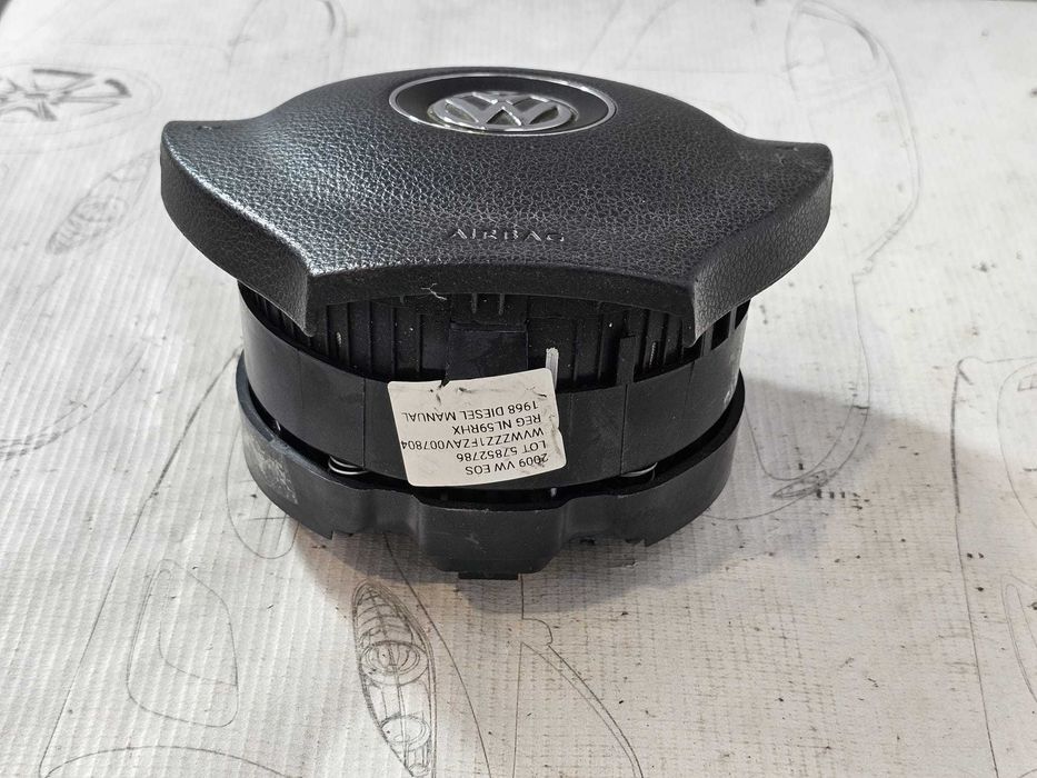 Airbag volan Volkswagen Eos / Passat CC / Golf 6 / Scirocco 2008-2015 2009 2.0 TDI 103kW Cod OEM: 3C8880201H (5F3)