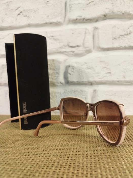 Roberto Cavalli, Liu Jo,Ray Ban,