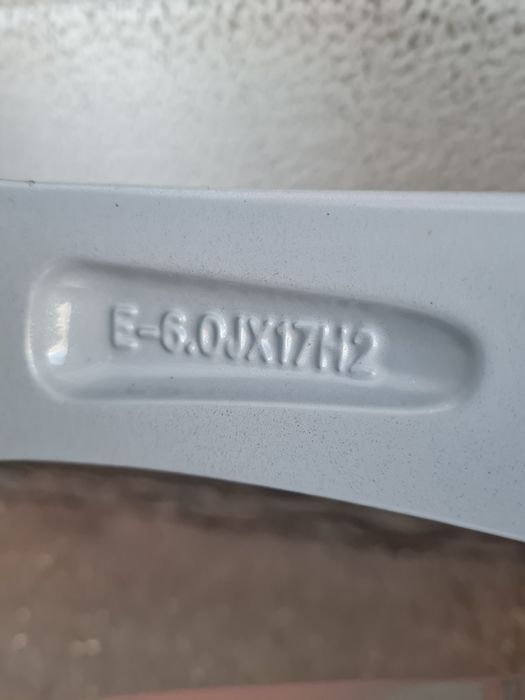 Оригинални джанти за АУДИ AUDI VW SEAT SKODA R17 5x112 ET48 6J
